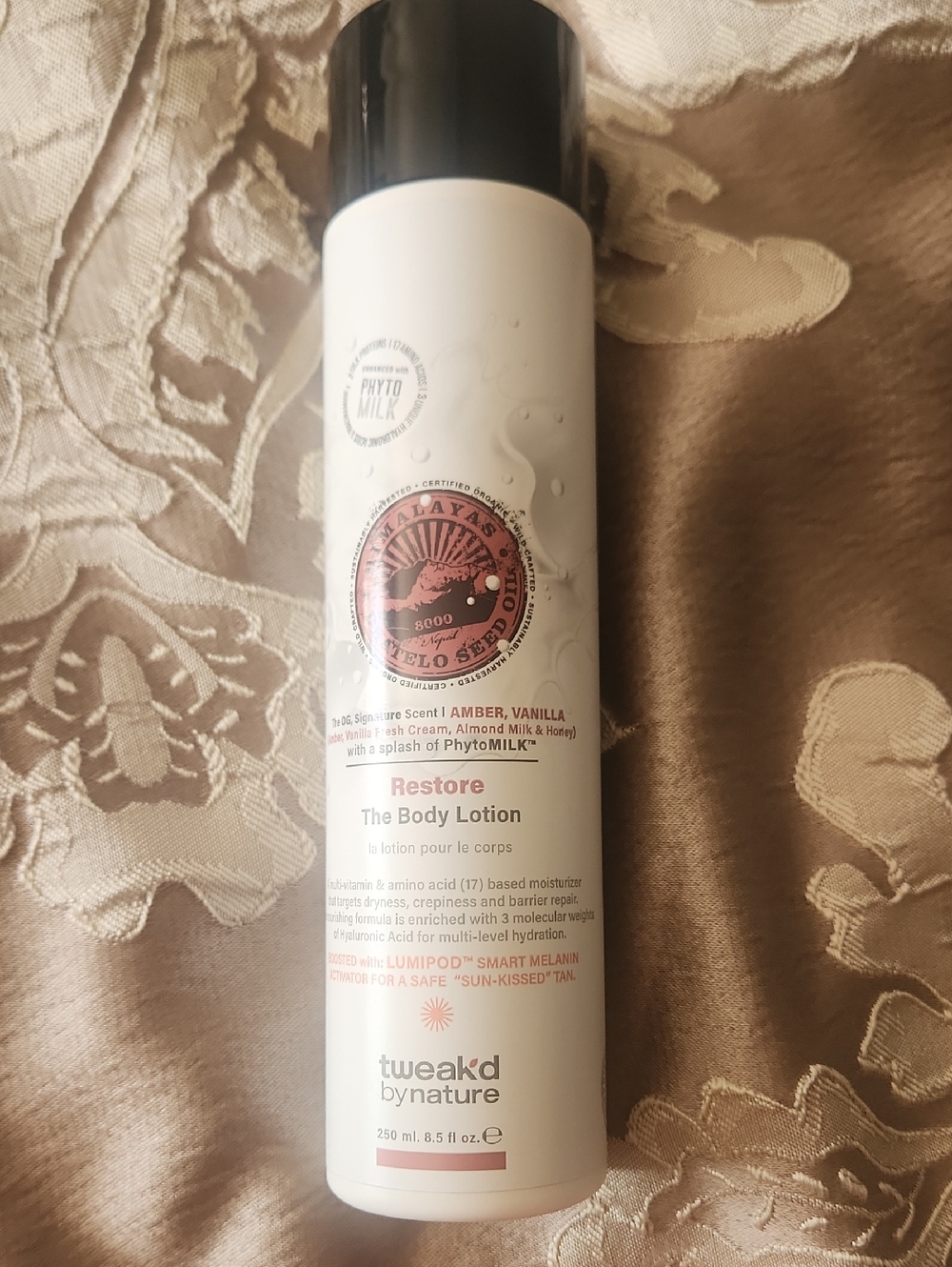"NWT FACTORY SEALED"!!!tweak'd bynature Restore Body Lotion — Vanilla amber